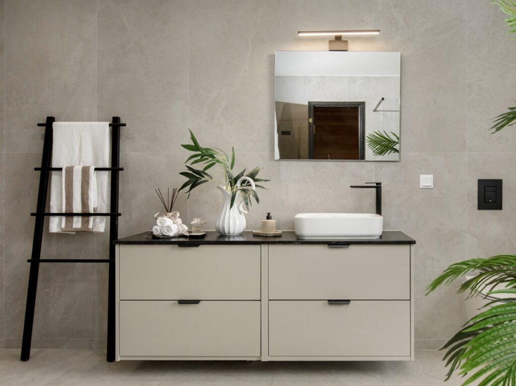 Vannitoamööbli paigaldus ja valamu kapi montaaž – Mööbliabi professionaalne teenus