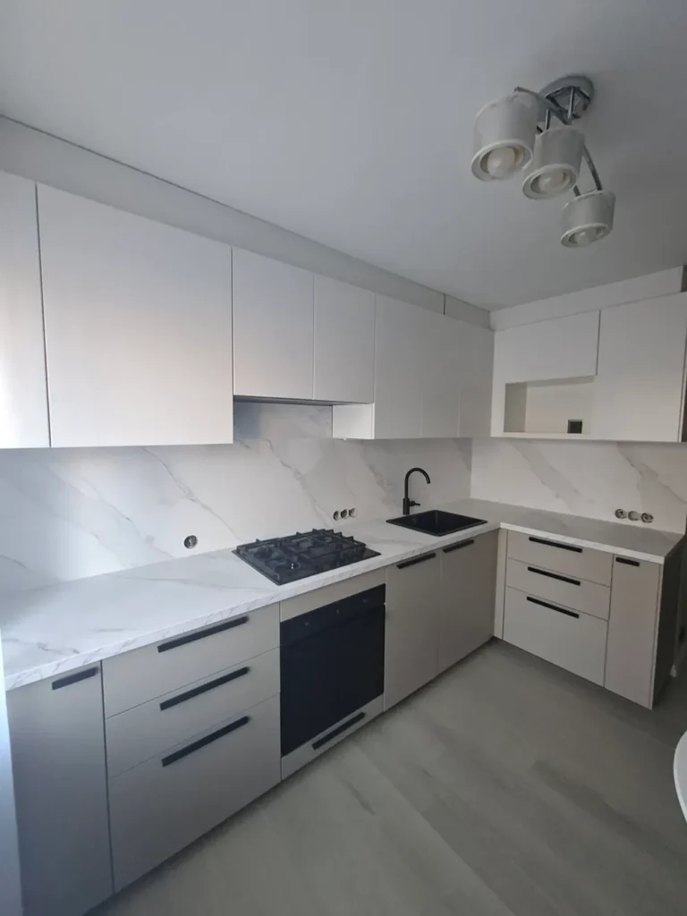 IKEA nurgaköögimööbli kokkupanek ja paigaldus Tallinnas – Mööbliabi